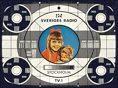 svt_testbild Stillbild av testbild. Inga tåg som rör sig, nej.