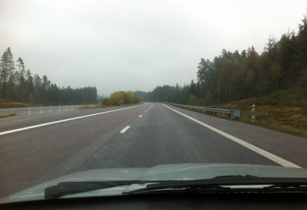 väg3 Och inget bra är det på radio.
