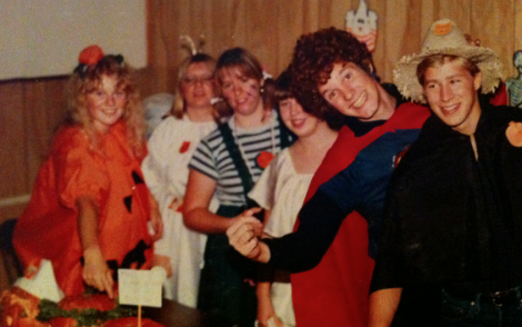 halloweenparty_lotten Halloweenparty med ett gäng svenskar. (Det är jag som är pumpan.)